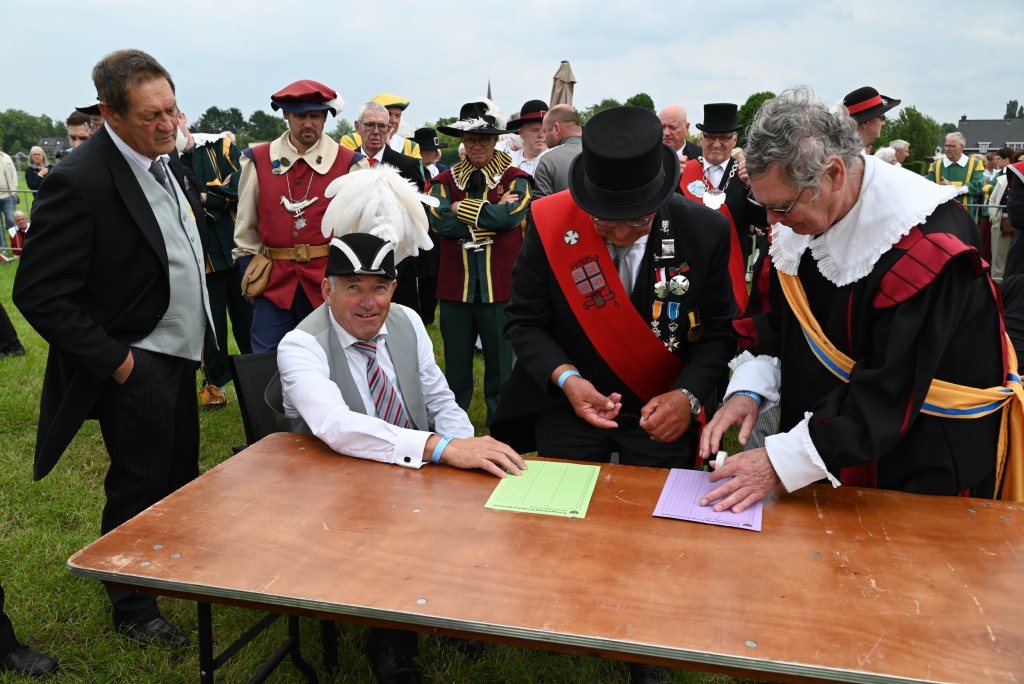 Gilde Sint Joris &ndash; Sint Barbara scoort volop op Kringgildedag in Oerle